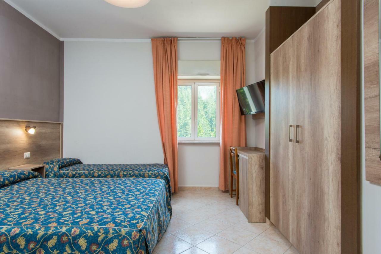 קמיליאטלו סילאנו Hotel Tasso מראה חיצוני תמונה