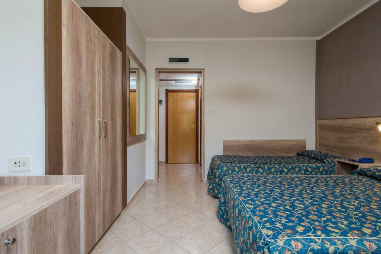 קמיליאטלו סילאנו Hotel Tasso מראה חיצוני תמונה